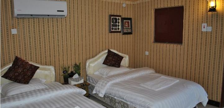 Voyage sur-mesure, Confortable camp bédouin dans le désert